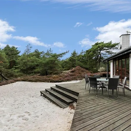 2677 - I Klitterne 4